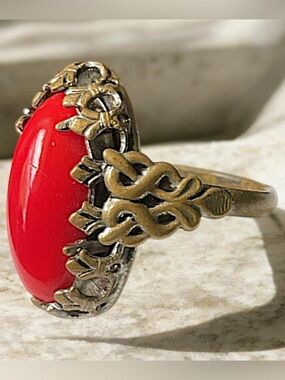 Vintage Red Coral Filigree Gold Tone Ring Size 7